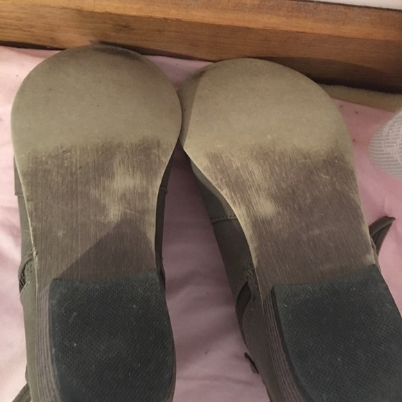 Aeropostale tan boots! - Picture 4 of 8